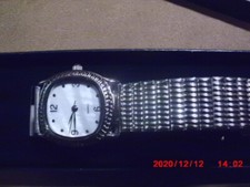 Brand New Ladies Avon Quartz