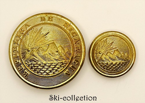 Military buttons republica - buttons,