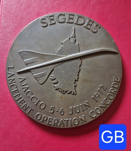 Très célèbre avion - célèbre,