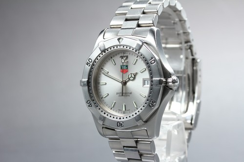 Presque comme neuve montre - [presque,