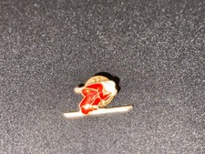 (Z7) PINS BADGE ENAMEL VINTAGE COLLECTION SKIEUR SKI DE FOND