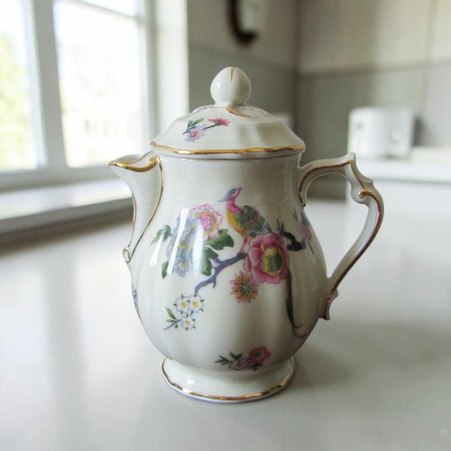 Pot lait porcelaine - à, en