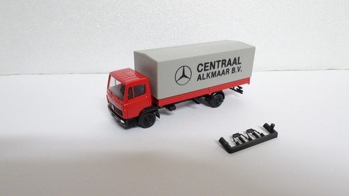 Herpa camion mercedes - herpa,