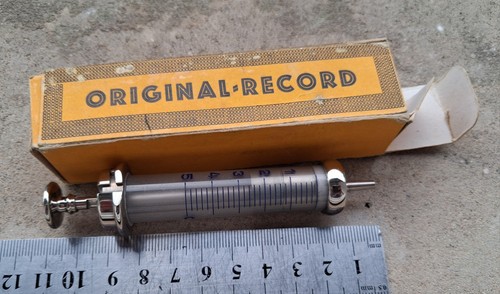 Ancienne seringue hypodermique - ancienne,