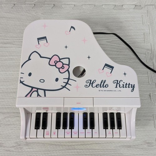 Hello kitty piano player - player, fm