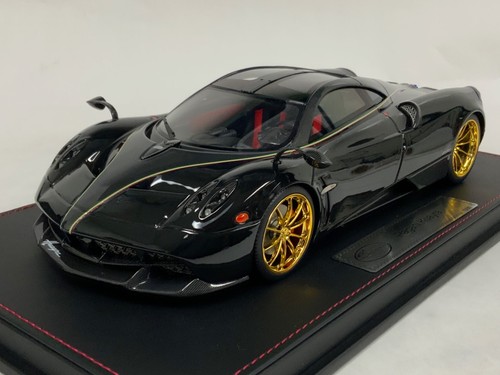 Models pagani huayra - 1/18, ab