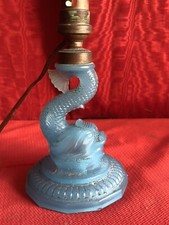 PIED DE LAMPE AU DAUPHIN EN