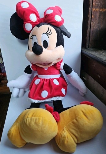 Disney store plush minnie - disney,