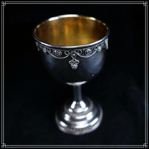 Magnifique gobelet argent - en,