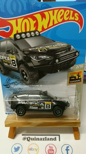 Hot wheels chrysler pacifica - hot,