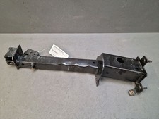 Demi berceau moteur droit -