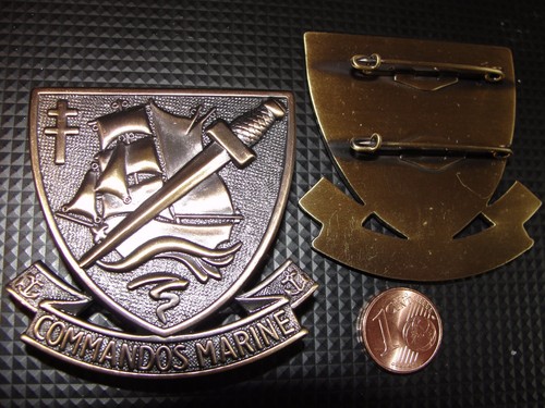 Insigne béret neuve - de,
