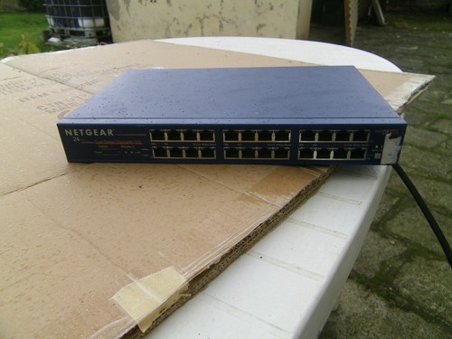 Netgear routeur 524 24 - routeur,