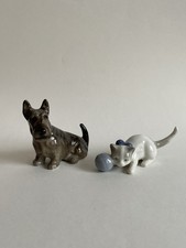 Figurines Chat Et Chien En Porcelaine Royal Doulton Scottish Et Germany 