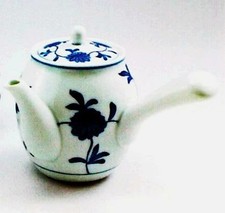 [Arita ware] [Gen-emon four] Théière arabe teintée chrysanthème (vendue