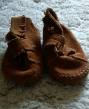 Minnetonka Baby Moccasins Size