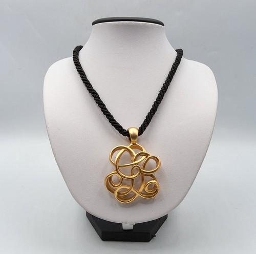 Collier pendentif métal - collier,