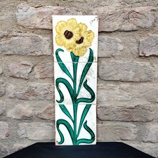 Vintage en Relief Floral Art