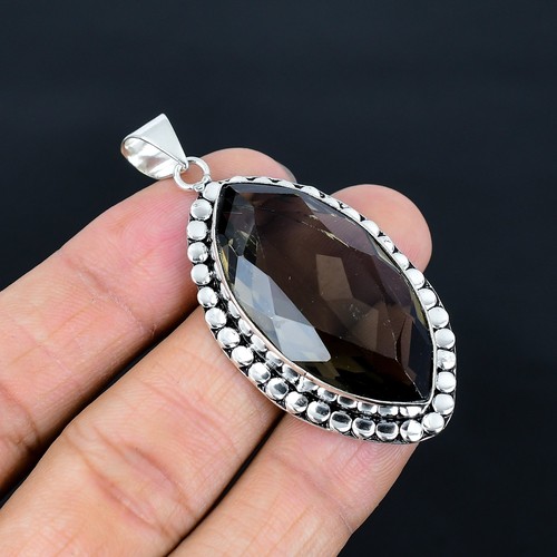 Pendentif bijoux déclaration