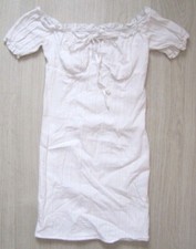 Robe blanche col bardot - col,