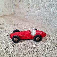 Authentique  Dinky Toys