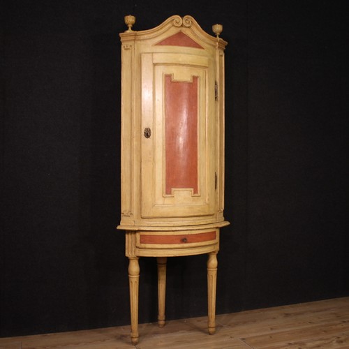 Encoignure ancienne italienne