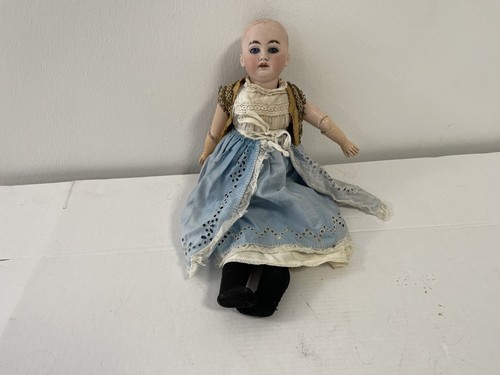Poupée ancienne tête