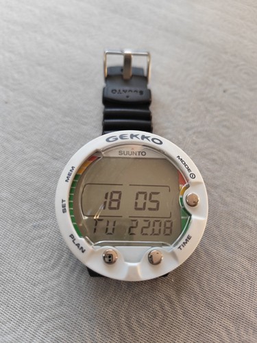 Montre plongée suunto - de,