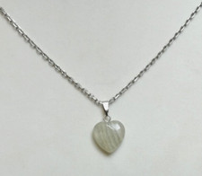 Pendentif coeur pierre naturelle fluorine fluorite 2,14 g / 1,5 cm vendu seul