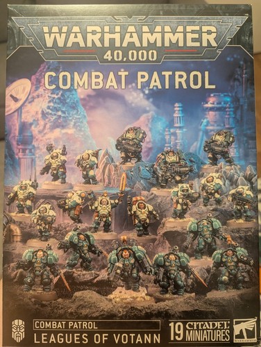 Combat patrol figurines - patrol,