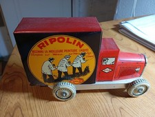 Camion publicitaire en Tole -