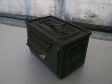 grande caisse de munition de