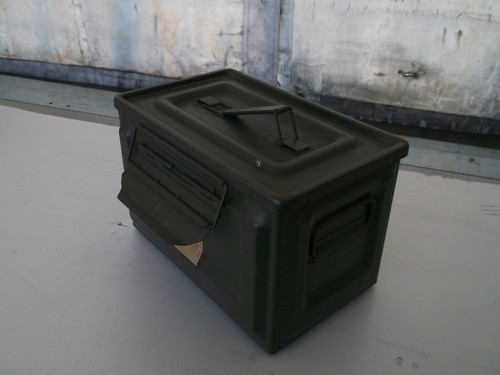 Grande caisse munition de - de,