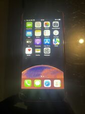 Apple iPhone SE 2020 64 Giga Rouge HS Pour Pièces Ou À Réparer Car S’éteint