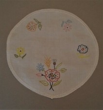 Napperon broderie sur lin