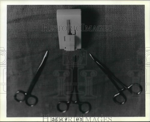 1989 press photo - 1989, for