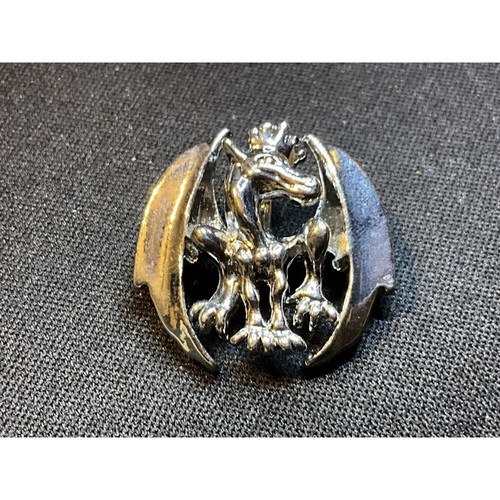 Silver tone king dragon - silver,