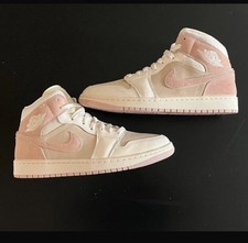 NIKE AIR JORDAN 1 PINK AND