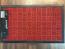 NEUF TAPIS DE PORTE