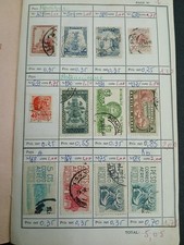 Timbres Divers Dans Un Carnet