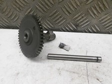 Moteur Bernard 117 bis S - Arbre à cames avec son axe