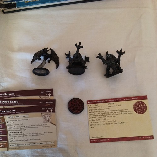 Donjons dragons figurine - donjons, et