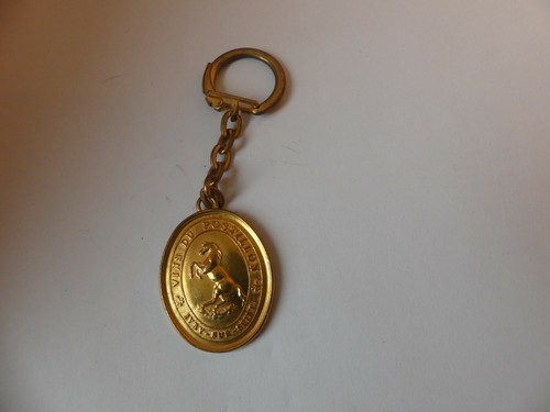 Porte clé métal dore vins - porte,