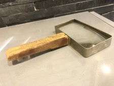Loupe rectangulaire ancienne en bois et métal vintage