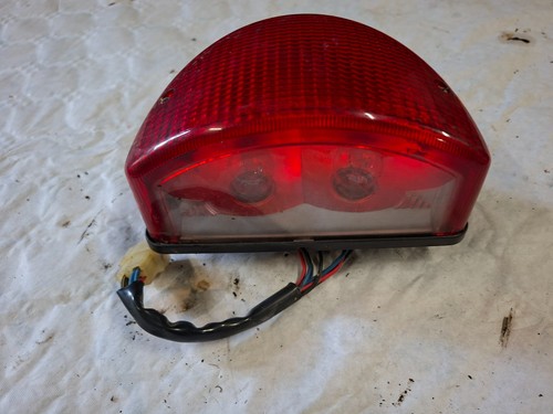 Feu arriere kawasaki 750 - arriere,