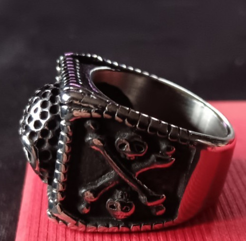 Johnny hallyday bague tête - -,