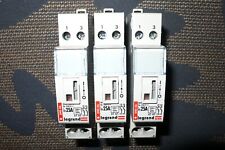 CONTACTEUR 25AMPERES 220V