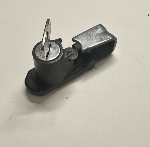 Support attache casque - support/attache,