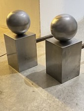 Chenêts en fer forgé et