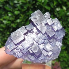 Minéraux *** FLUORITE VIOLINE